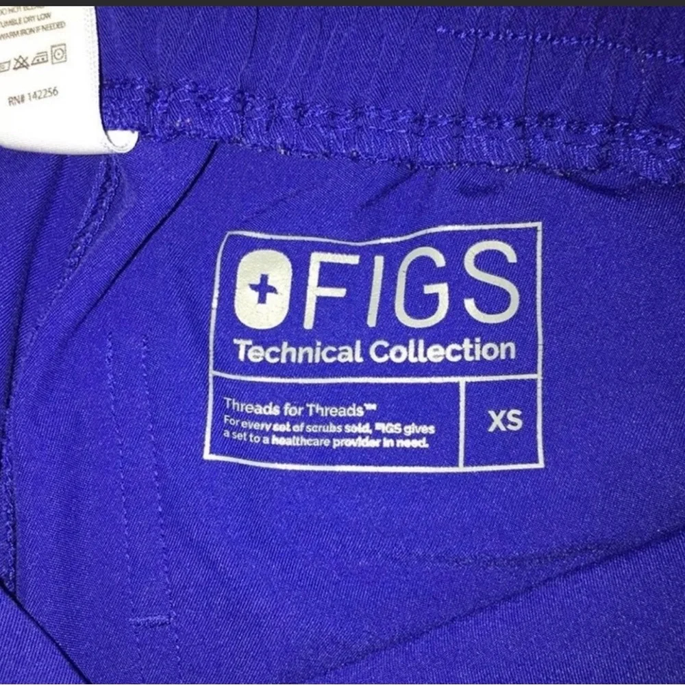 Royal blue figs set - Picture 4 of 4